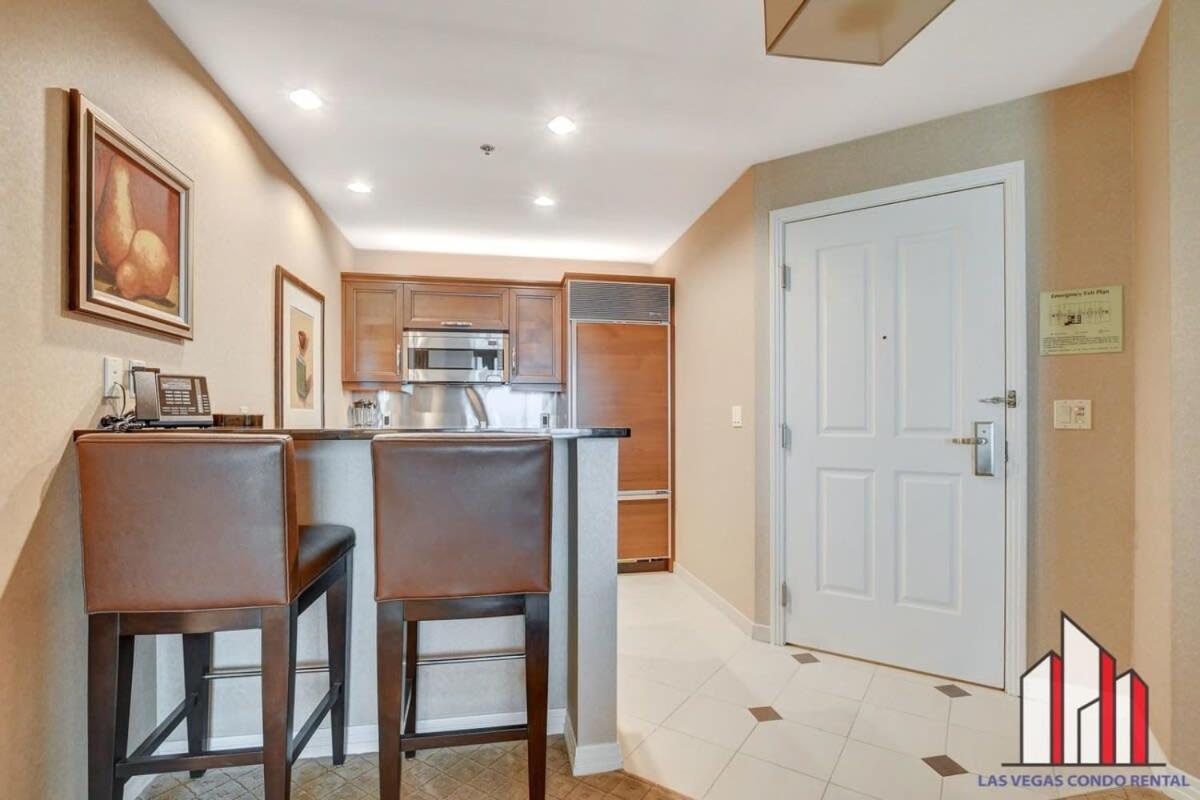 Signature 2br3ba Balcony Combo Units 16-702 And 04 Las Vegas