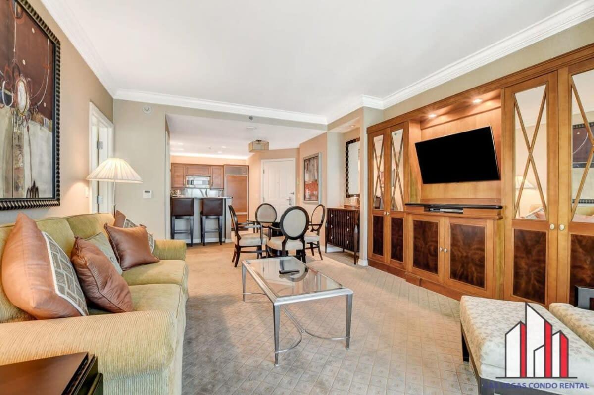 Signature 2br3ba Balcony Combo Units 16-702 And 04 Ferienhaus